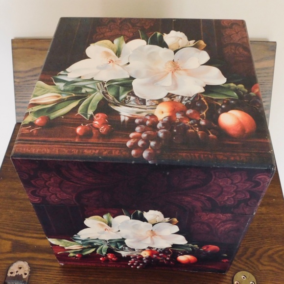 Bob's Boxes Stacking, Nesting boxes for Storage, Decor, Floral Design 4 boxes - Picture 2 of 5